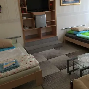 Privatunterkunft Seti-apartments